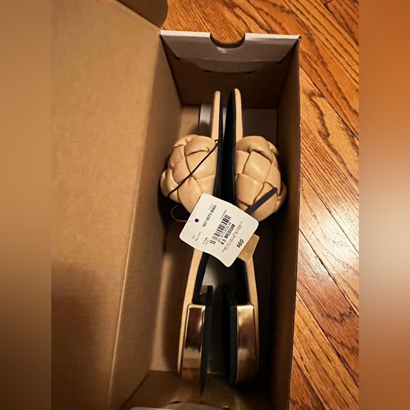 Tan sandals for summer - Picture 7 of 8